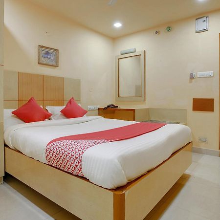 Hotel O Shanta Residency Lodge Sururnagar ภายนอก รูปภาพ