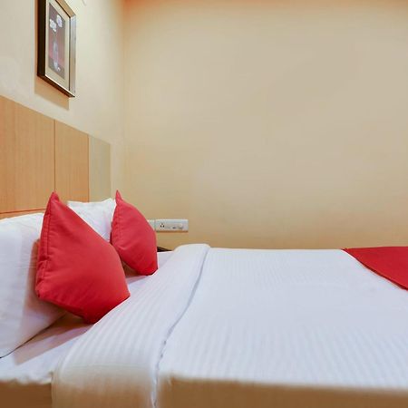 Hotel O Shanta Residency Lodge Sururnagar ภายนอก รูปภาพ